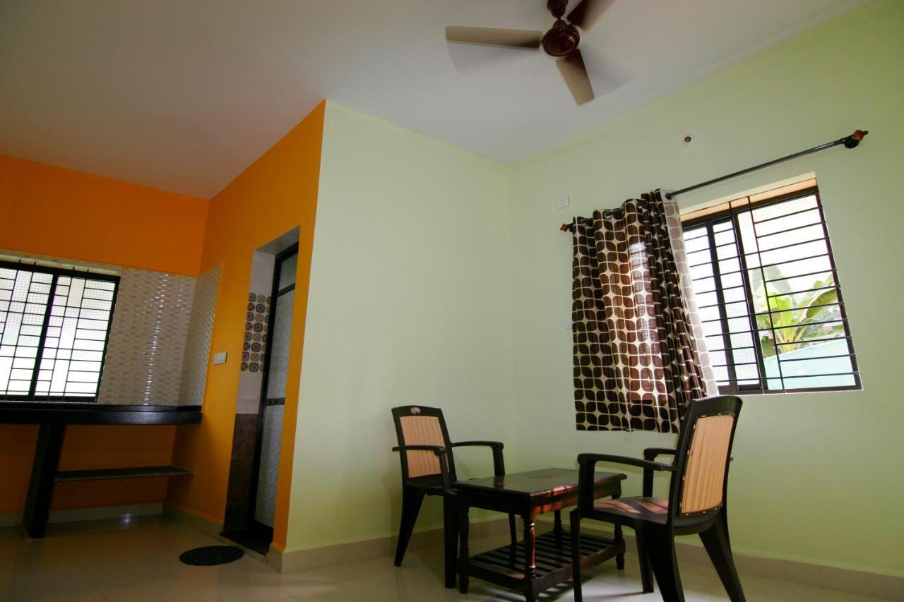 Rudra Holidays Guest House Arambol Extérieur photo