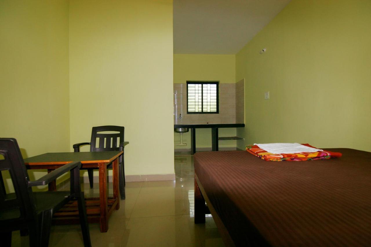 Rudra Holidays Guest House Arambol Extérieur photo