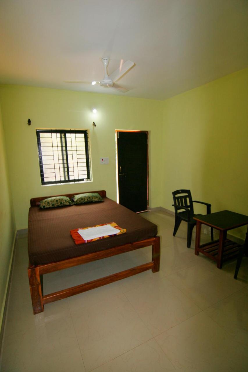 Rudra Holidays Guest House Arambol Extérieur photo
